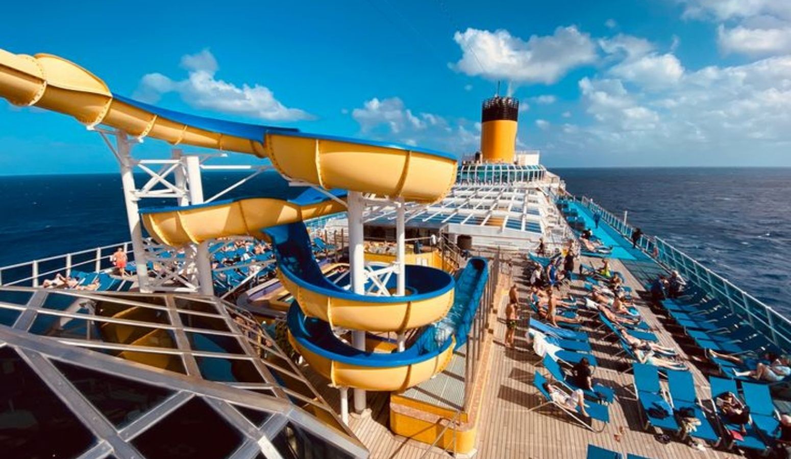 Costa Fascinosa eclipse verano 2027 monoparental 